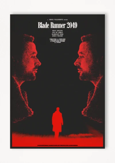 Le poster Blade Runner 2049 est constitué d’éléments textuels informatifs et d'éléments graphiques issus et inspirés du film Blade Runner 2049 de Denis Villeneuve (2017). Le poster arbore un style photocopie, xerox, rétro, Screen printing et monochromatique.