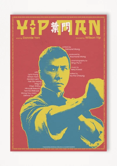 Le poster Ip Man est constitué d’éléments textuels informatifs et d'éléments graphiques issus et inspirés du film Ip Man de Wilson Yip (2008). Le poster arbore un style rétro, mélangeant des éléments tampon/photocopie et esthétique asiatique traditionnel.