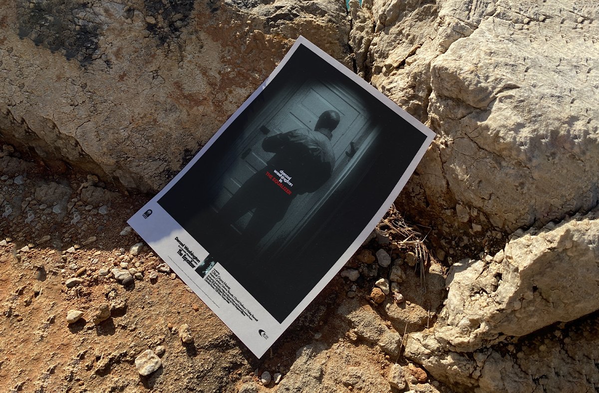 Le poster Blade mis en situation réel à travers un mockup esthétique.