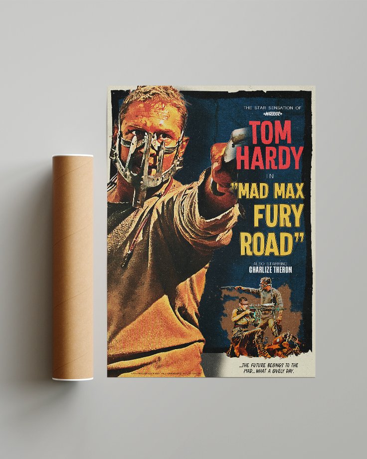 Le poster Mad Max: Fury Road mis en situation réel à travers un mockup présentant le tube d'expédition en carton.